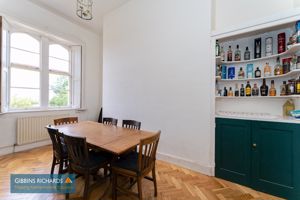 Dining Room- click for photo gallery